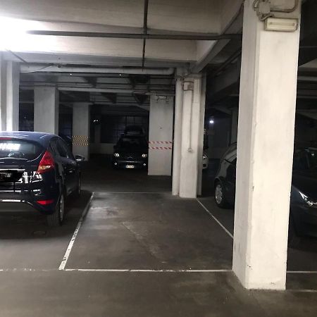 Magenta Apartment 瓦雷泽 外观 照片